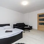 Vip House 4*