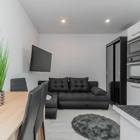 Lägenhetshotell Vip House Sztutowo