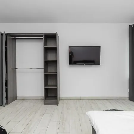 Vip House Apartahotel
