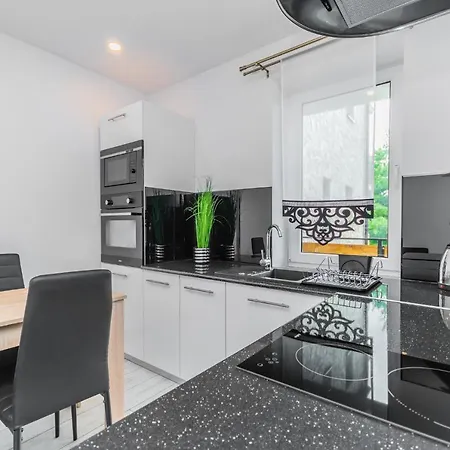 Vip House 4* Sztutowo