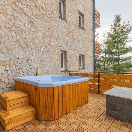 Vip House Aparthotel