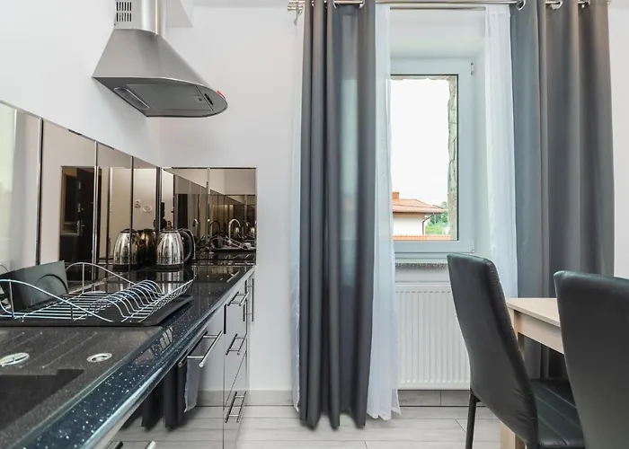 Vip House Апарт-отель Штутово