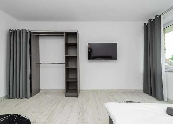 Vip House Апарт-отель