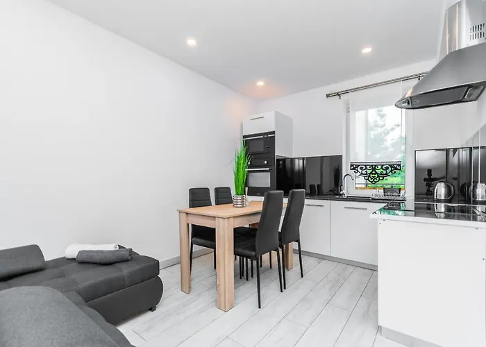 Апарт-отель Vip House 4*