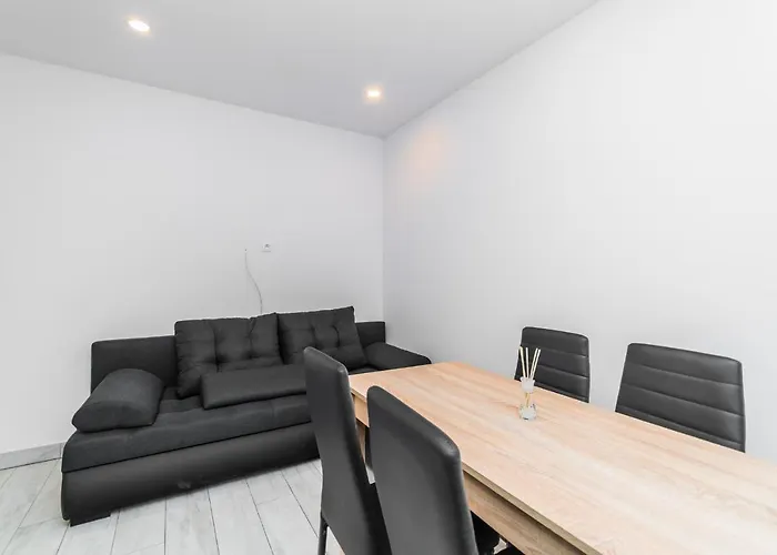 Vip House Штутово