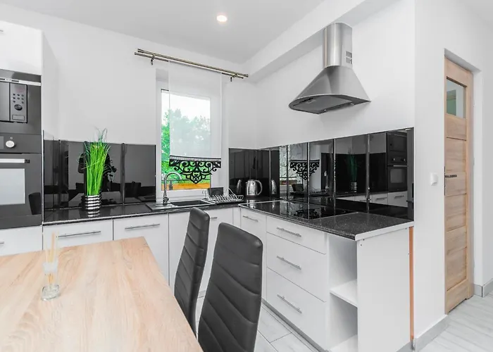 Vip House Апарт-отель